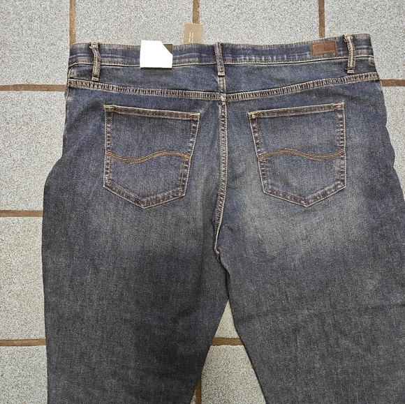 Lee Women's Regular Fit Mid Rise Capri Blue Jeans Size 18 - Picture 9 of 10